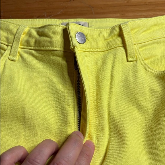 GUC L'AGENCE- Bell High Rise Flare Jeans in Color Lemon Tonic. Size 32 - Picture 6 of 10